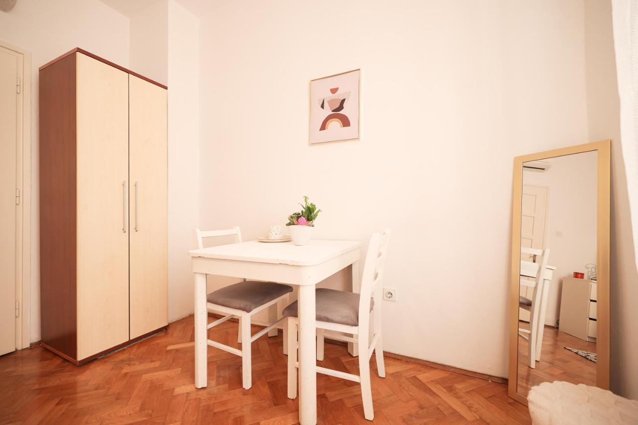 Cozy Studio Apartments In City Centar Stosija Zadar Bagian luar foto