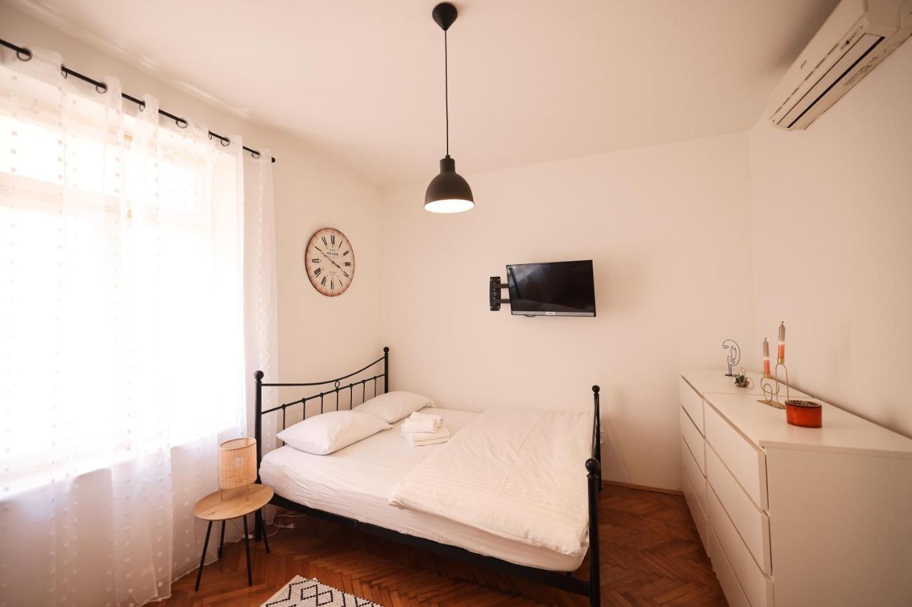 Cozy Studio Apartments In City Centar Stosija Zadar Bagian luar foto